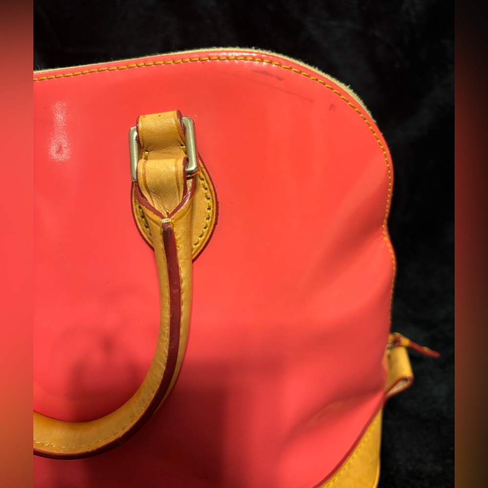 Dooney & Bourke Bubble Gum Zip Crossbody Sachel - Picture 10 of 15